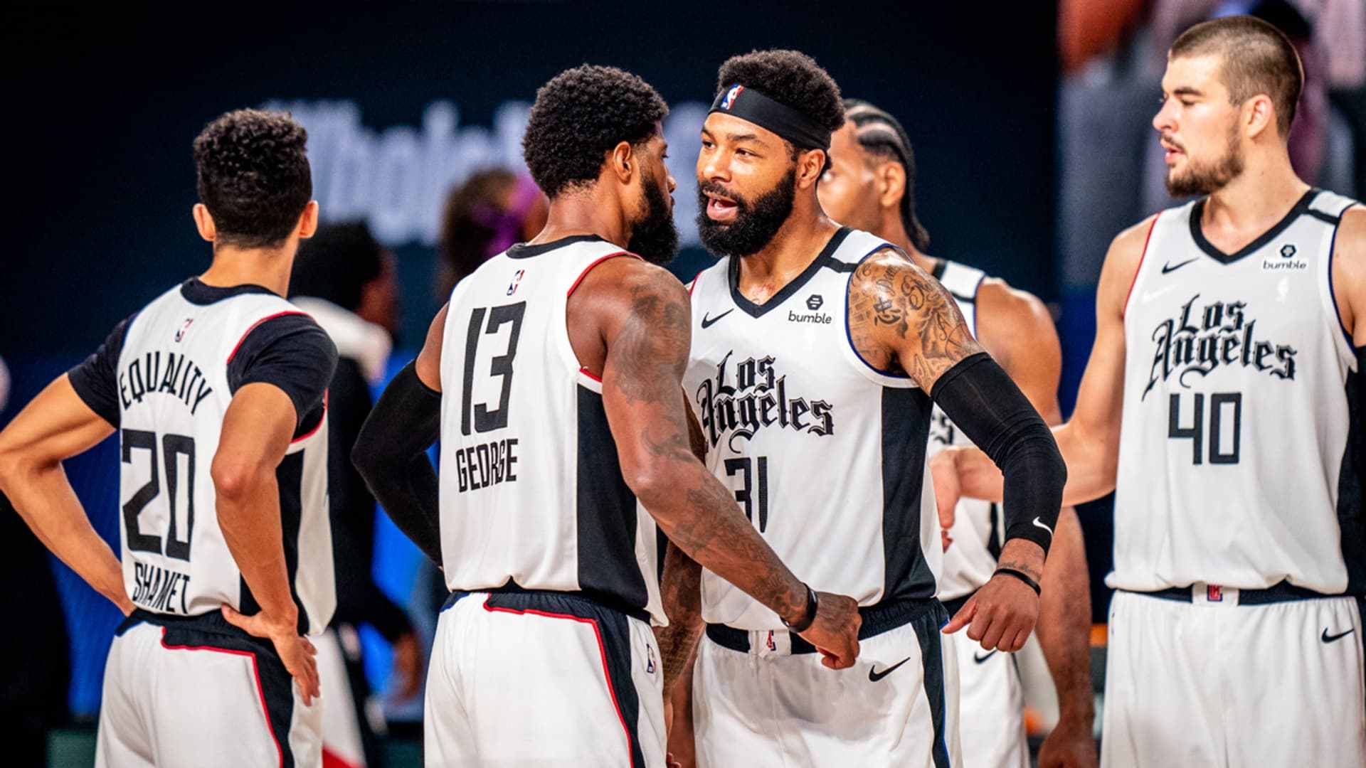 制造底角空 制造底角空